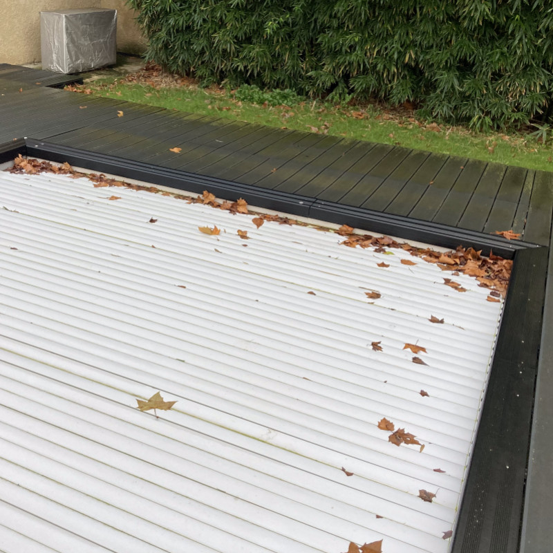,ettoyage volet roulant piscine